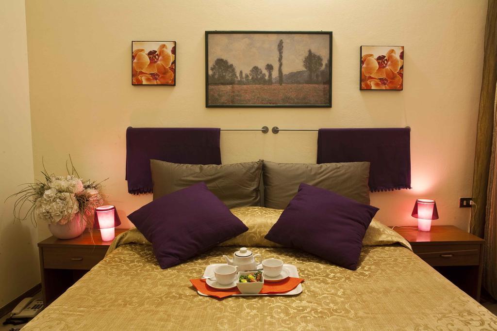 كامبي بيسينسيو Hotel Centro المظهر الخارجي الصورة