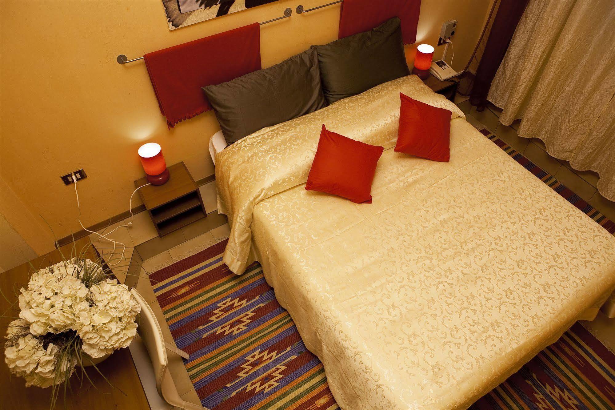 كامبي بيسينسيو Hotel Centro المظهر الخارجي الصورة